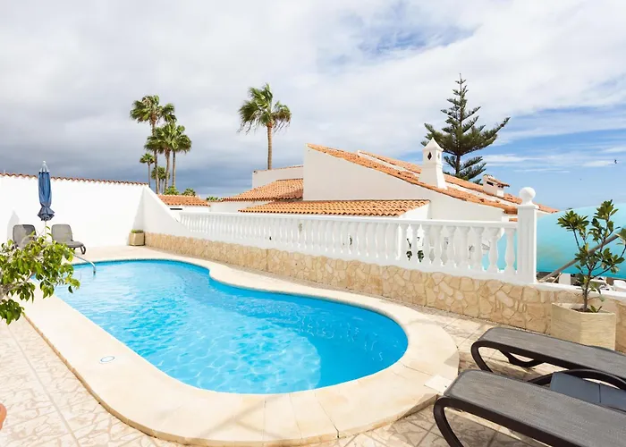 Casa Glenys Con Piscina Privada Y Vistas Al Golf Y Mar
