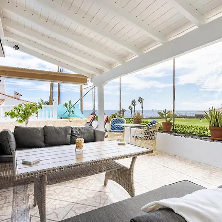 Casa Glenys Con Piscina Privada Y Vistas Al Golf Y Mar Villa San Miguel de Abona Exterior photo